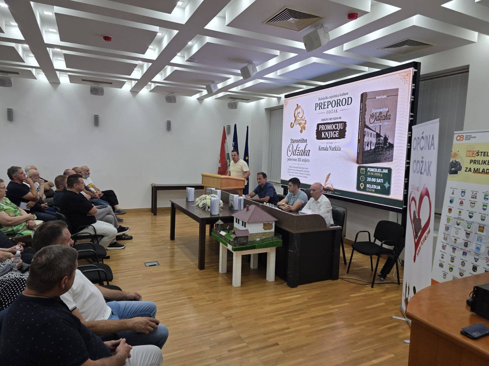 promocija nurkiceve knjige o stanovnistvu odzaka